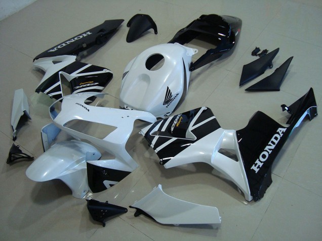 Cheapest 2003-2004 White Black Honda CBR600RR Motorcylce Fairings UK Cheapest 2003-2004 White Black Honda CBR600RR Motorcylce Fairings UK