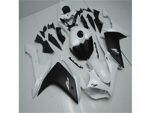 Cheapest 2007-2008 White Black Yamaha YZF R1 Motorbike Fairing Kits UK Cheapest 2007-2008 White Black Yamaha YZF R1 Motorbike Fairing Kits UK