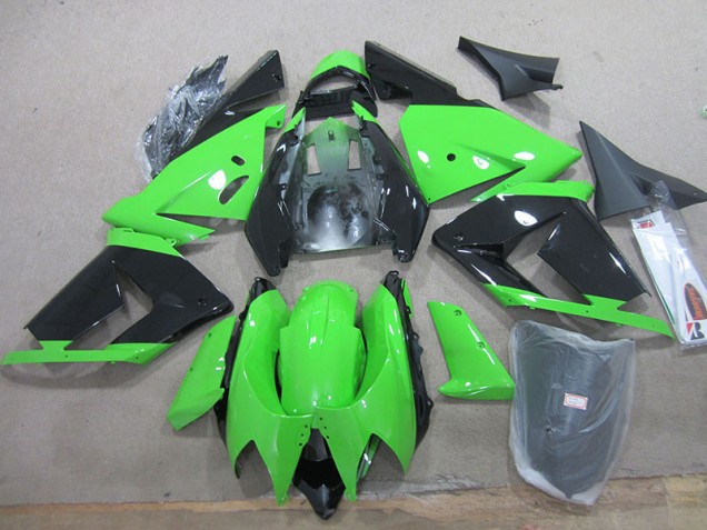 Cheapest 2003-2005 Black Green Kawasaki ZX10R Moto Fairings UK Cheapest 2003-2005 Black Green Kawasaki ZX10R Moto Fairings UK